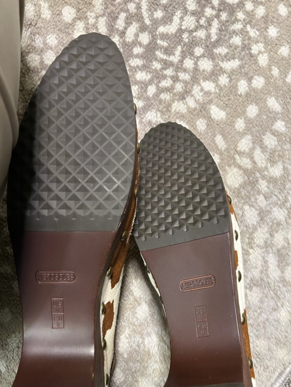 Cowhide Slingback Clogs - Picture 3 of 4